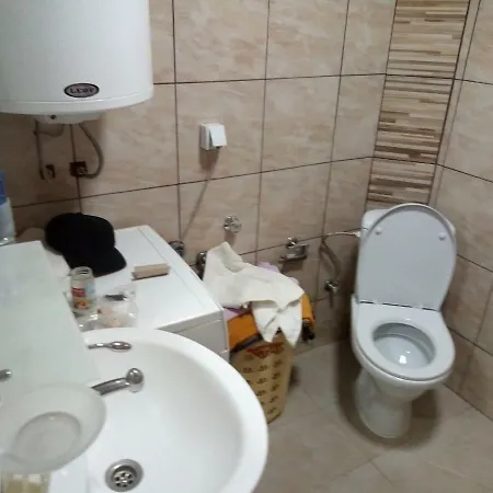 Апартаменти 1 *